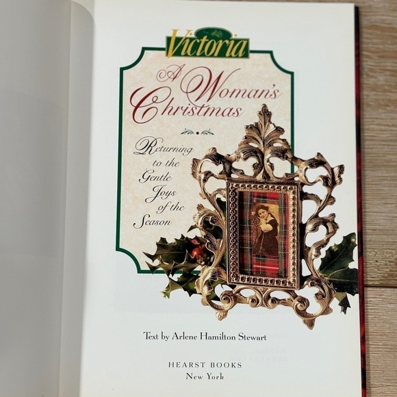 Vintage Victoria Collection, Set of 2 Books from Victoria Magazine, Hardcover - Picture 5 of 15